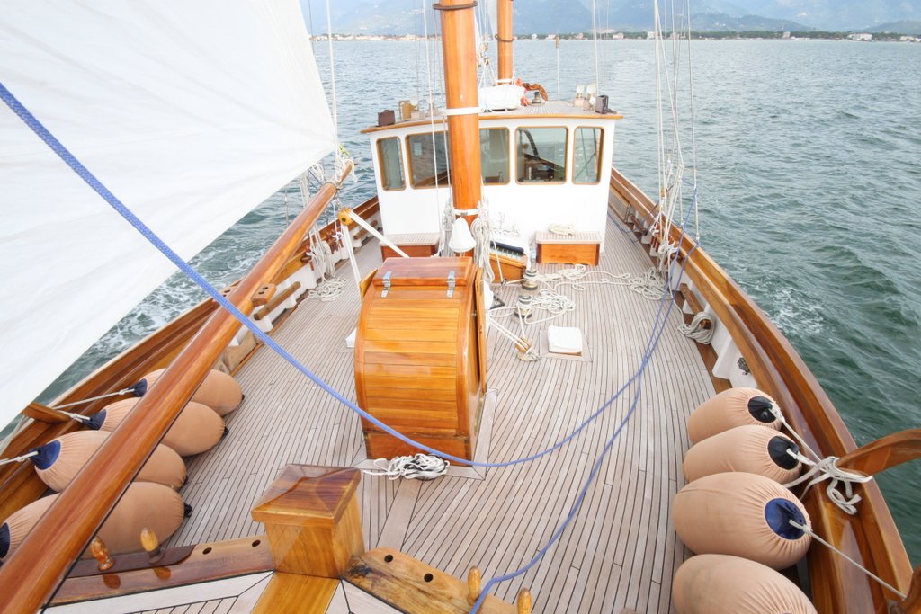 Sailing in Viareggio Foto Maccione