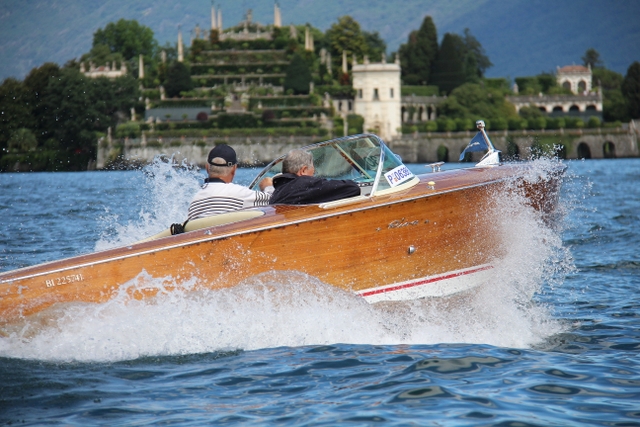 Riva e Isola Bella Foto Maccione