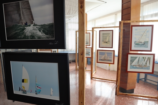 Mostra foto quadri al CNV Foto Maccione