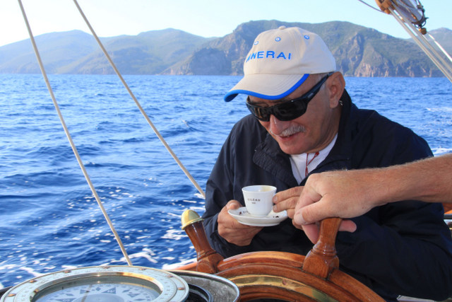 Pausa-caff-in-regata Foto-Maccione